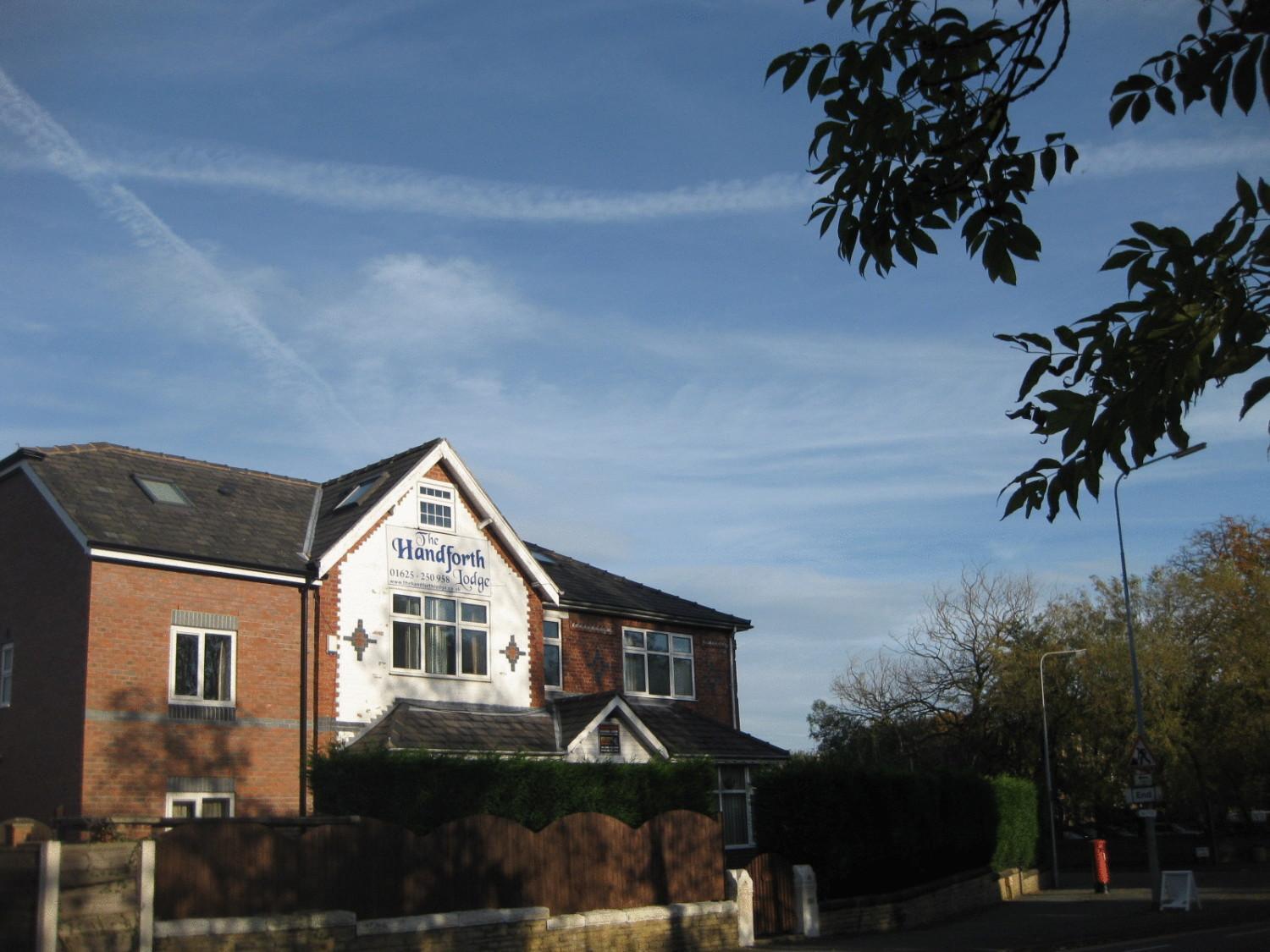 The Handforth Lodge Экстерьер фото
